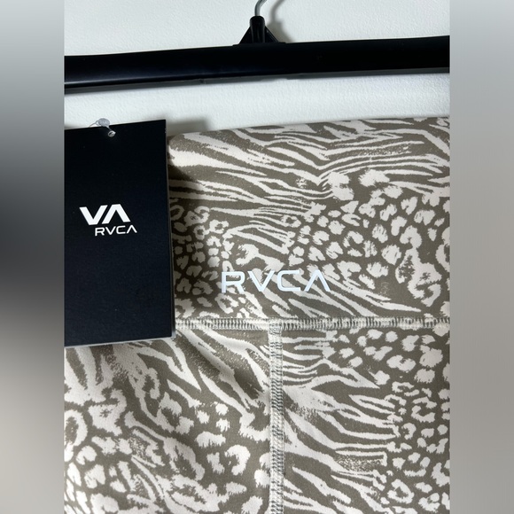 RVCA VA ESSENTIAL WORKOUT LEGGINGS ZEETAH - Picture 7 of 8
